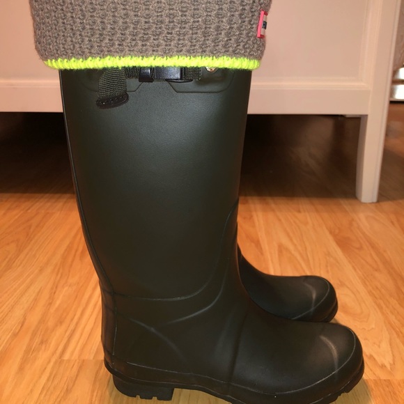 Dark Green Matte Hunter Boots - Picture 2 of 6